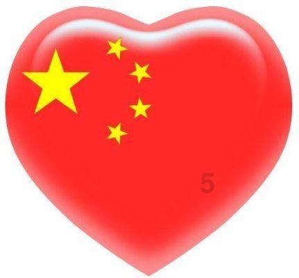 王诗龄身材备受关注,尤其是修长的美腿,是遗传李湘还是王岳伦!